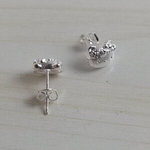 Very Cute Earrings In Silver